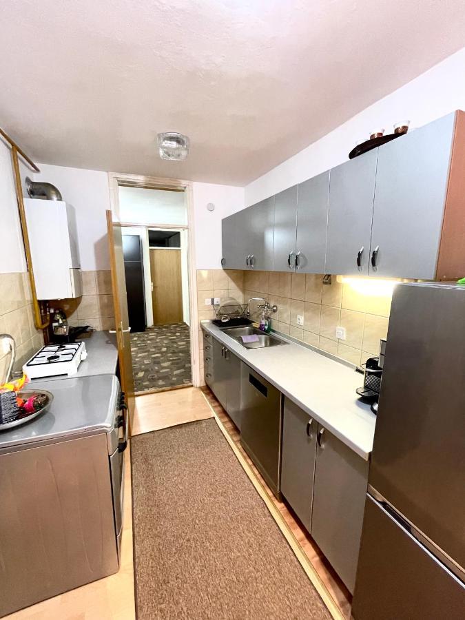 Airport Sarajevo Apartment 2 Екстериор снимка